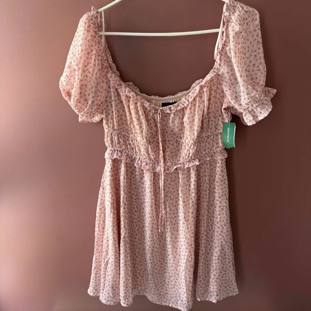 Pink floral puff sleeve dress